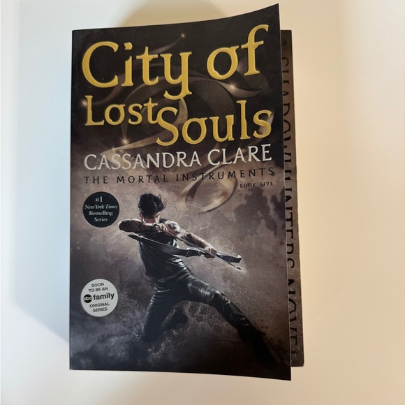 The Mortal Instruments Books (Books 2-5) - Picture 9 of 10